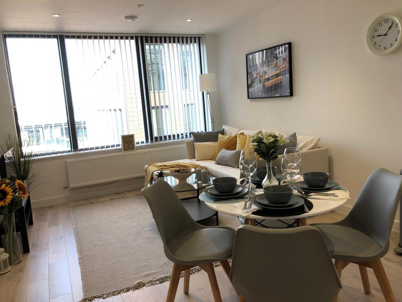 Boutique Collection In Reading By Creatick Appartement Buitenkant foto