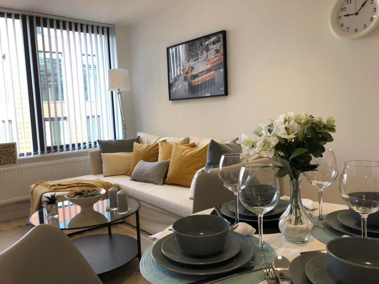 Boutique Collection In Reading By Creatick Appartement Buitenkant foto